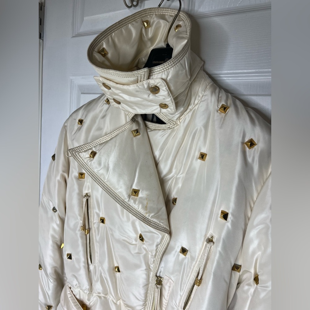 RARE ROBERTO CAVALLI VINTAGE IVORY GOLD STUDDED PUFFER JACKET SIZE L - Picture 6 of 12